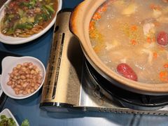 -邹开喜·小海鲜醉鸡煲·潮汕鲜切牛肉店(襄阳北路店)