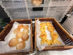 -元一希尔顿酒店·鲜切牛肉火锅禅自助餐厅