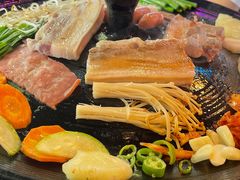 -豚豚家돈돈가韩国锅盖烤肉(新北万达店)