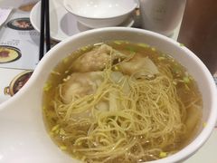 -新大咀港式茶餐厅(宝山万达店)