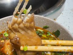 -肖肖酸萝卜鱼火锅(总店)