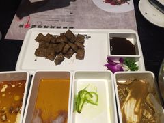 -HIHE Bistro·Oyster Bar(华熙live店)