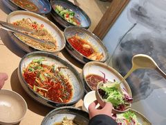 -香园自助小火锅