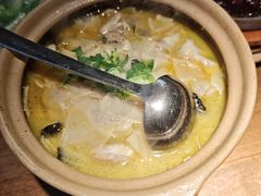 -蜜桃餐厅·伴山(湖滨商业街店)