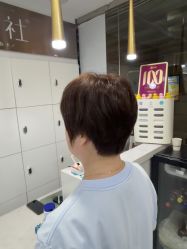 -镁连社·美联社