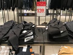 -ZARA(凯德乐峰广场店)