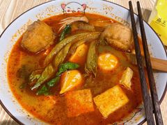 重庆牛油麻辣汤底-皆道拌麻辣烫·麻辣拌