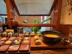 -银米·云南传统过桥米线(双廊黑金冠店)