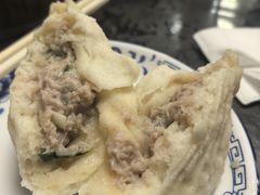 猪肉三鲜馅包子-徐包铺(丰润街店)