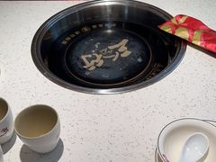-三人行骨头王火锅(长寿店)