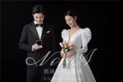 -易摄影婚纱摄影工作室