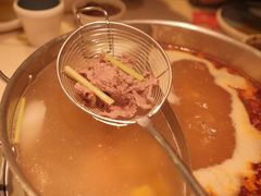 -左庭右院鲜牛肉火锅(浦江欢乐颂店)