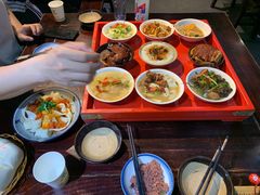 -蓝田九大碗民俗食府(蓝田店)