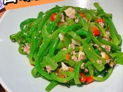 -聚鑫朋酸菜肥肠(九龙仓店)