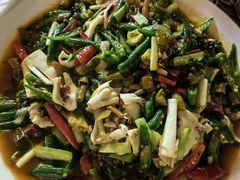 -去吃小龙虾·江湖菜·烧烤(南滨路店)