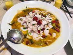 -周渝食惦·酸菜鱼精致川菜(横岗店)