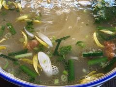 -桥馫源蒙自过桥米线(蒙自店)