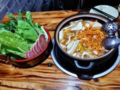 -菌之家·专业纯野生菌火锅·特色炒菌