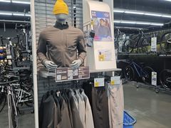 -迪卡侬(越秀公园店)