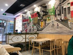 大堂-江城燕子大排档(江汉路步行街店)