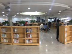 -武汉大学图书馆·文理学部总馆