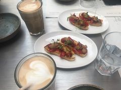 海胆面包配辣椒黄油-Ocean's Table 欧舍