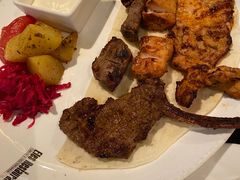 -Efes Turkish & Mediterranean Cuisine 艾菲斯餐厅(陆家嘴店)