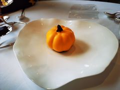 南瓜奶油配姜饼冰霜果仁糖-Jean Georges