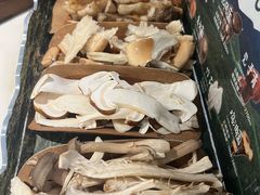 -芸山季·云南山珍菌火锅(南翔印象城MEGA店)