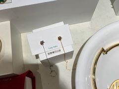 -LADY FAFA(巨鹿路陕西南路路口店)