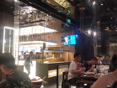 大堂-捞王锅物料理(上海世茂广场店)