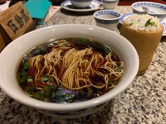 老牌阳春面-南京大牌档(香港广场店)