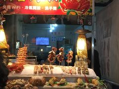 -六合夜市