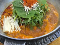 -喇喇排骨火锅·传统韩式脊骨汤(望京西园总店)