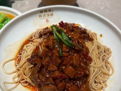 -柳州肥姨妈大骨螺蛳粉(东靖路店)