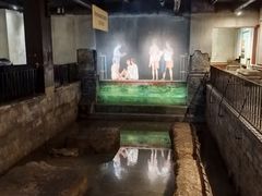 -巴斯温泉浴场