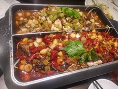 -沁香缘巫山烤鱼(看丹桥店)