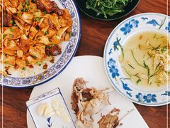 -壹阁胡羊焖饼(特色小吃街店)