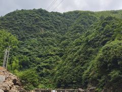 -安吉龙王山峡谷漂流