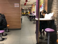 大堂-麦当劳(武昌火车站店)