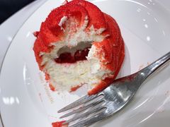 -Fridi Patisserie Cafe