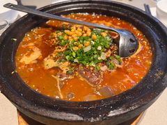 大邑石锅肥肠烧血旺-铜小馆(1891时光道店)