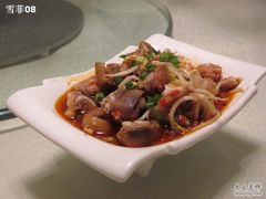 酸辣蹄花-自贡盐帮菜·玩辣餐厅(樱花园西街店)