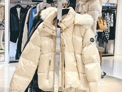 -百年港湾奥特莱斯(香炉礁店)