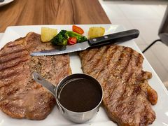 -必胜客(东三路店)