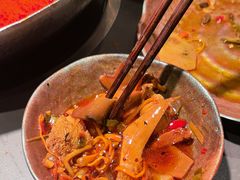 -楠小云·云南鲜菌·鲜牛自助火锅(九眼桥店)
