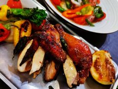 -théATRE茶聚场·餐厅(环球金融中心店)