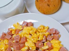 -盒马鲜生(红莲店)