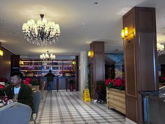 -鹏城人家海鲜酒家·23年老字号(较场尾店)