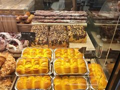 -万利隆(车站店)